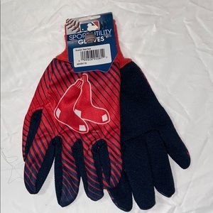 Boston Red Sox Sport Utility Gloves
